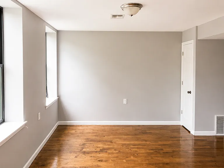 297 Hawthorne Ave #3F — Photo 4