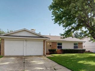713 Dewberry Dr, Lewisville, TX 75067
