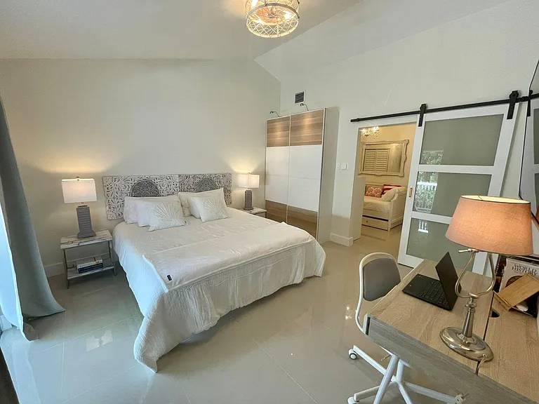 798 Crandon Blvd #54-B — Photo 4