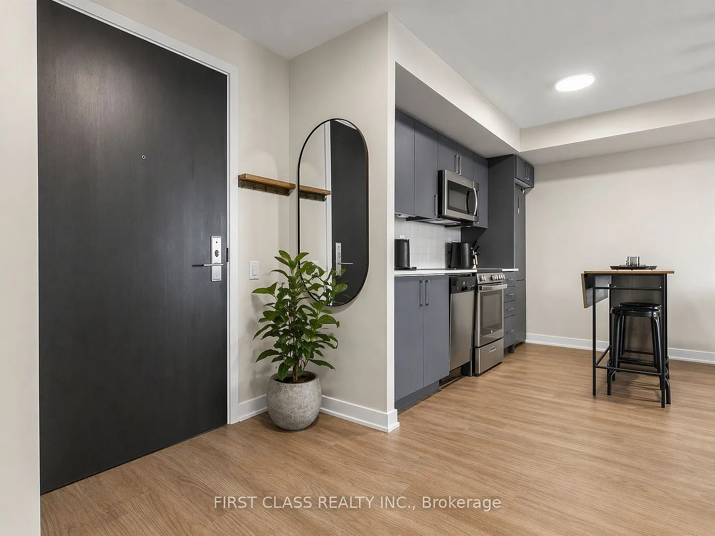 2 bed, $2,200 — Photo 3