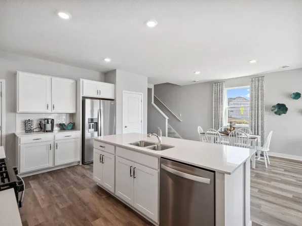 2350 Pleasant Ave, Shakopee, MN 55379