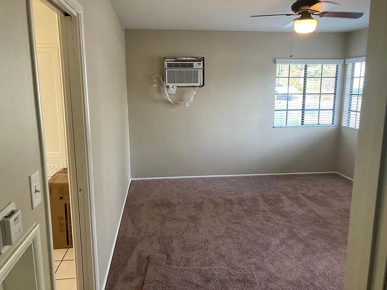205 N Mountain Ave — Photo 2