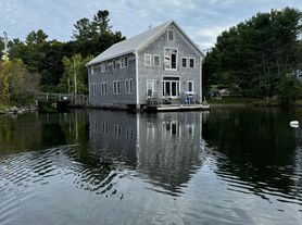 3 Pond Rd, Newcastle, ME