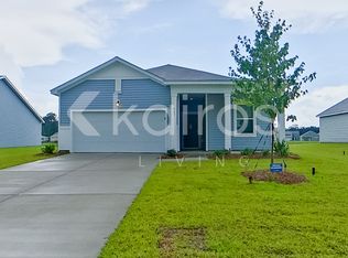 643 Castillo Dr, Loris, SC 29569