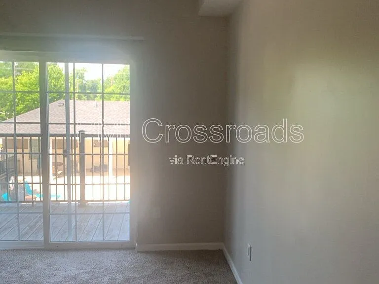 Jefferson Pointe — Photo 60