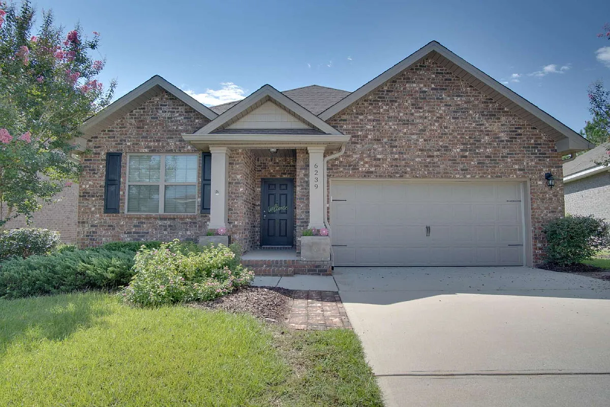 Building Photo - 6239 Ladera Trl