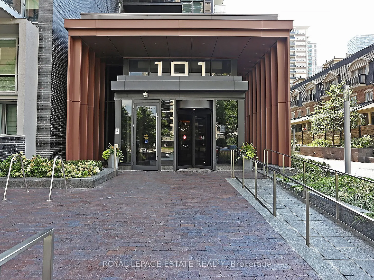 2 bed, $3,350 — Photo 2