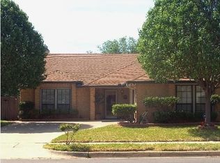 7832 Castillo Rd, Fort Worth, TX 76112