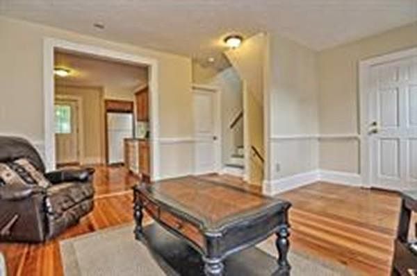 1st image of 20 Savin Ave #20