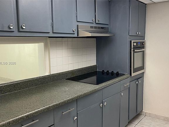 5th image of 1855 NE 121st St APT 2