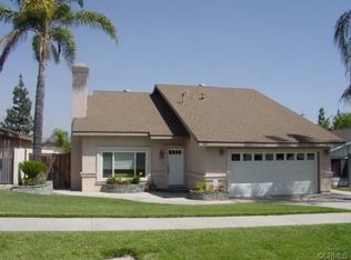 947 Blossom Hill Dr, Corona, CA 92878