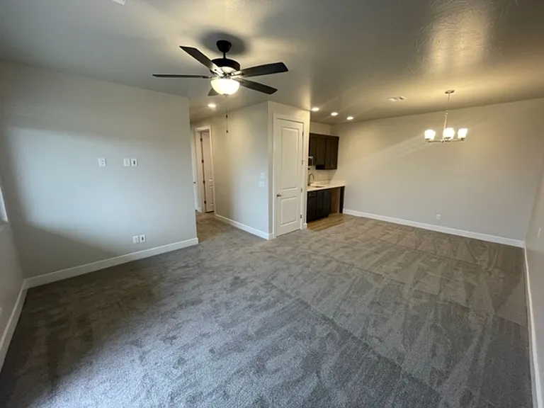 2142 W 380 S — Photo 16
