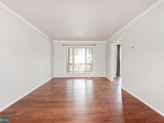 5th image of 12039 Forbes Glen Dr