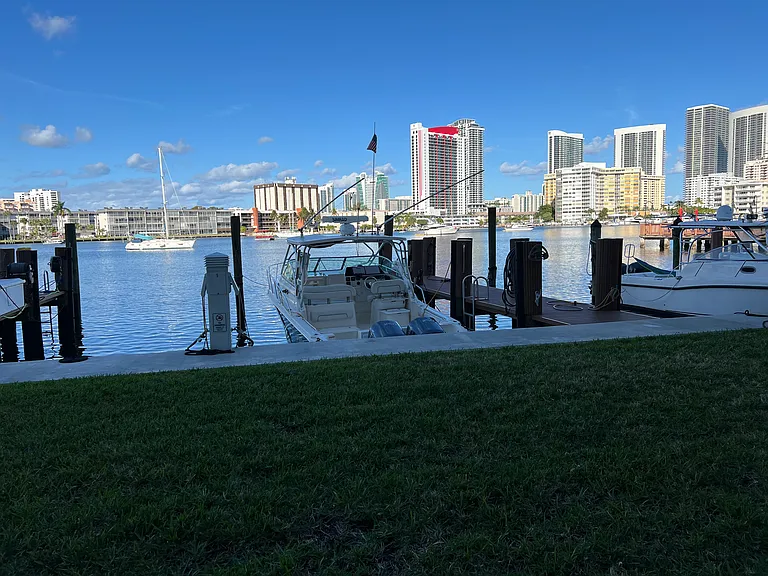 410 Golden Isles Dr #109 — Photo 1