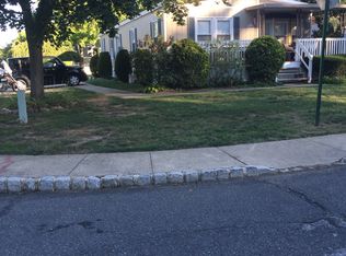 24 Poe Rd, North Brunswick, NJ 08902