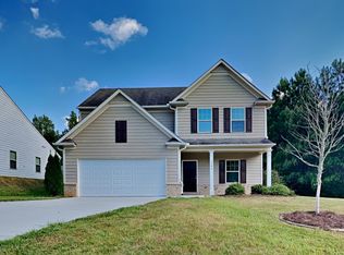 7546 Saint David St, Fairburn, GA 30213