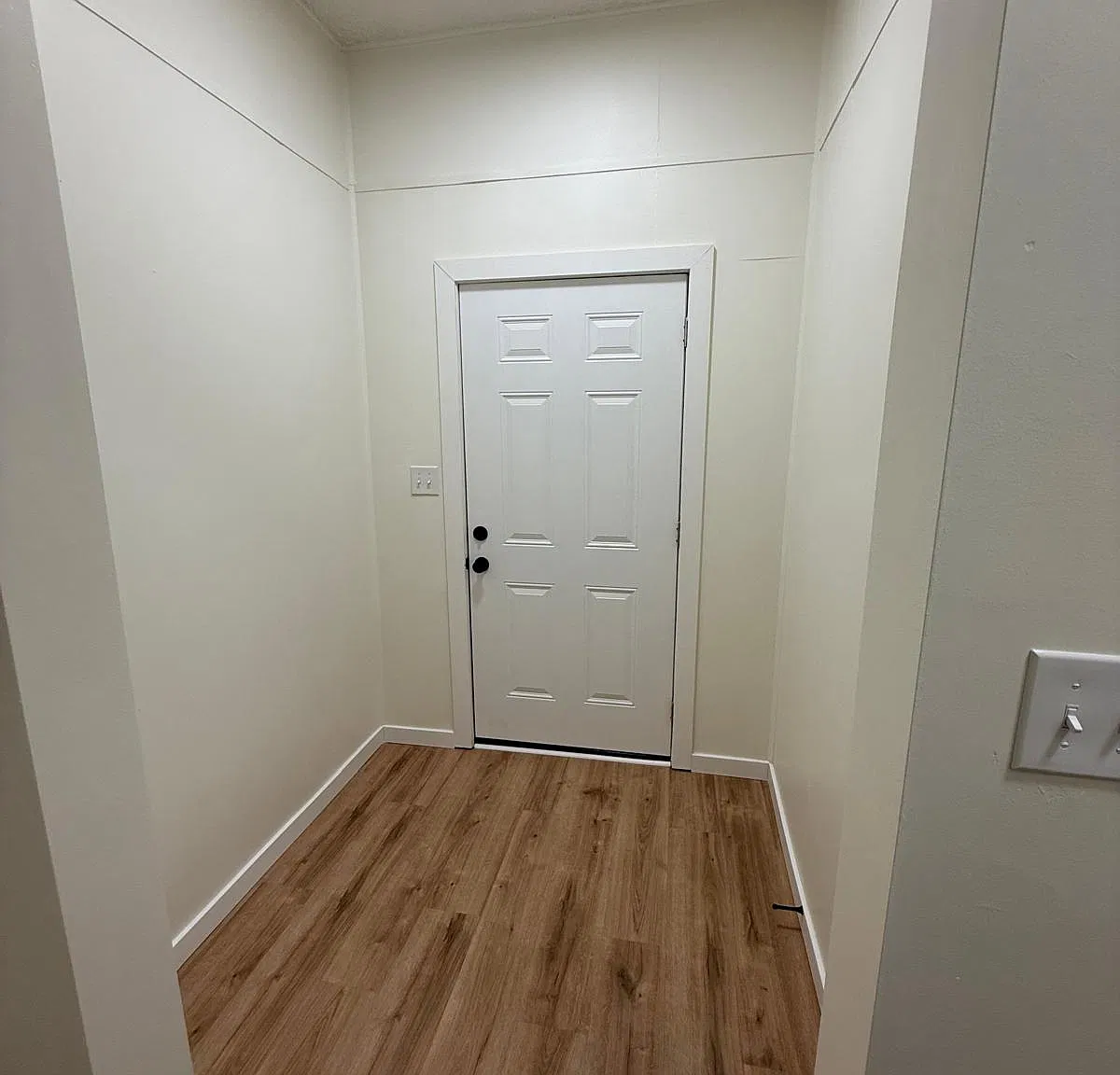 2 bed, 650 sqft, $1,200 — Photo 2