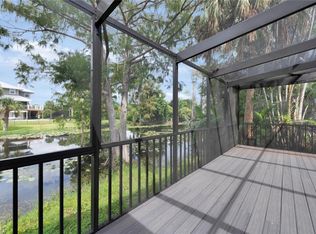 452 Sharwood Dr, Naples, FL 34110