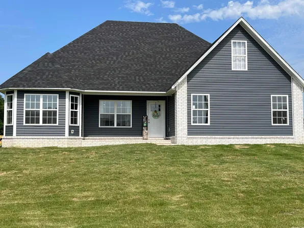 2504 N 4th St, Paragould, AR 72450