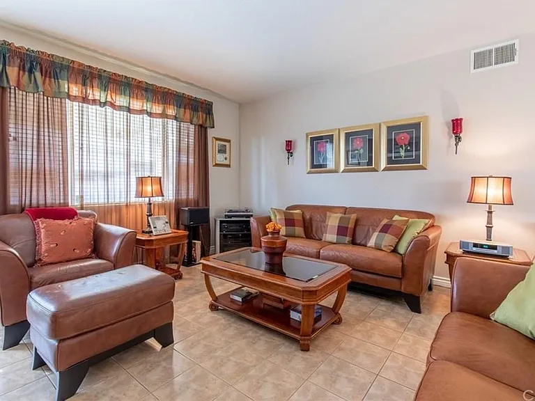 7652 Pinot Pl — Photo 8