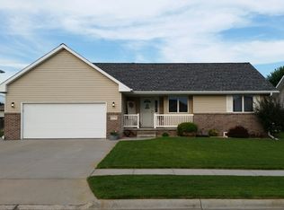 919 13th Ave, Kearney, NE 68845