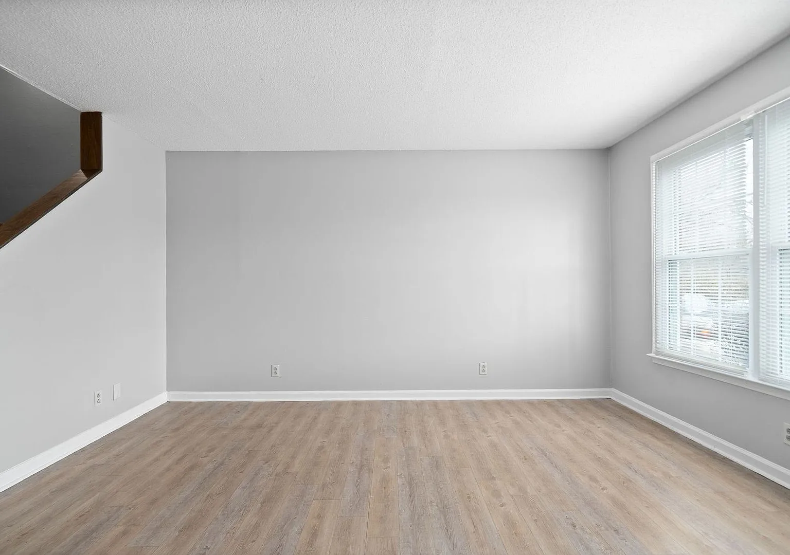 Darlene Dr - 140 — Photo 4