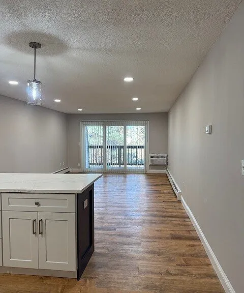 65 Oaklawn Ave #3 — Photo 5