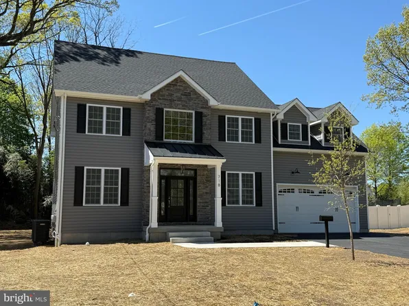 718 Sunflower Ave, Langhorne, PA 19047