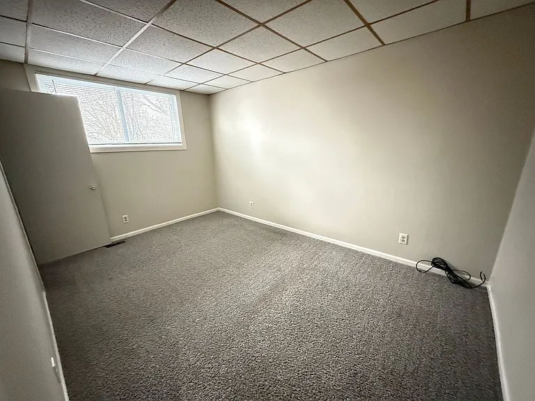 508 N State St — Photo 10