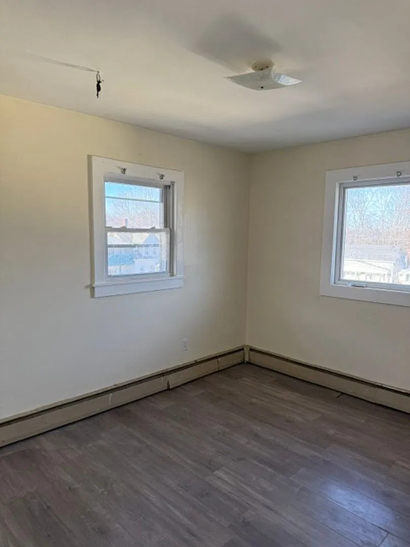 19 Chase St / 181 South St — Photo 2