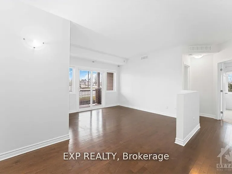920 White Alder Ave #C — Photo 8