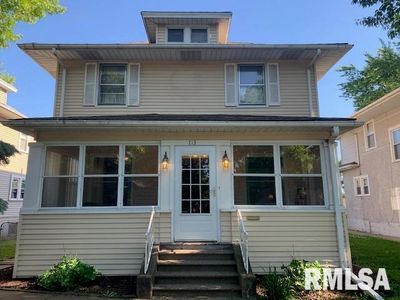 713 10th Ave S, Clinton, IA, 52732