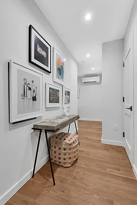 Sold by Modern Spaces | media 16