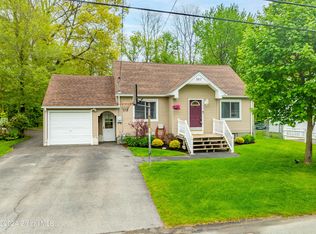 327 Howell St, Schenectady, NY 12303