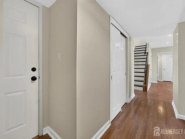 94 Beverly Hill Ter #F — Photo 20