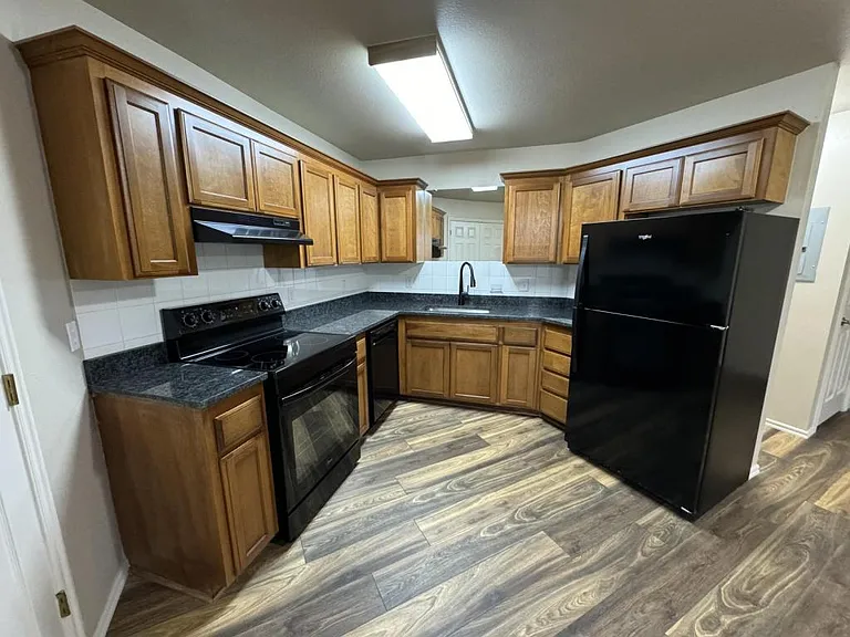 308 York St #1 — Photo 6