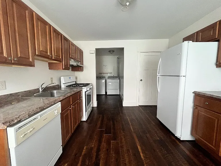 45 Orchard St #2 — Photo 26
