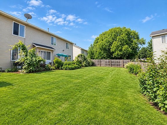 5th image of 1202 E Greystone Dr