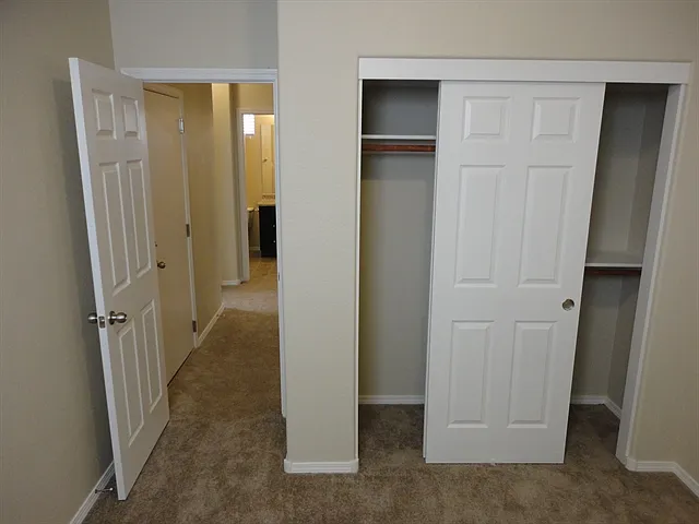 2712 Moon Glow Dr NE — Photo 8