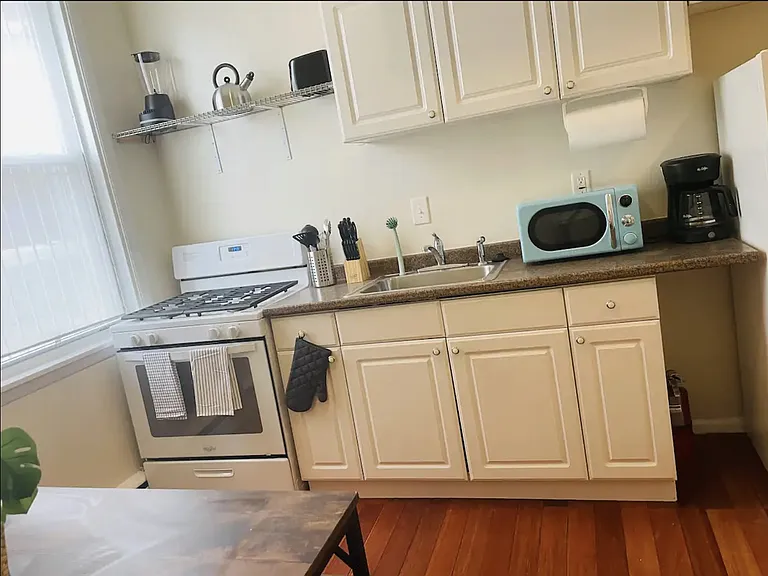 519 S 21st St #1 — Photo 3