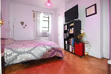 Rented by Manhattan Spaces