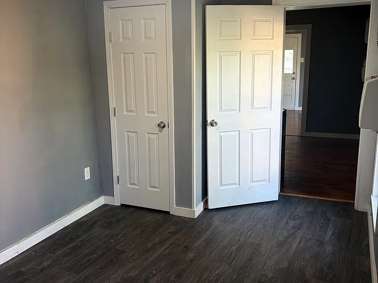 311 Glamis Ave #I — Photo 7