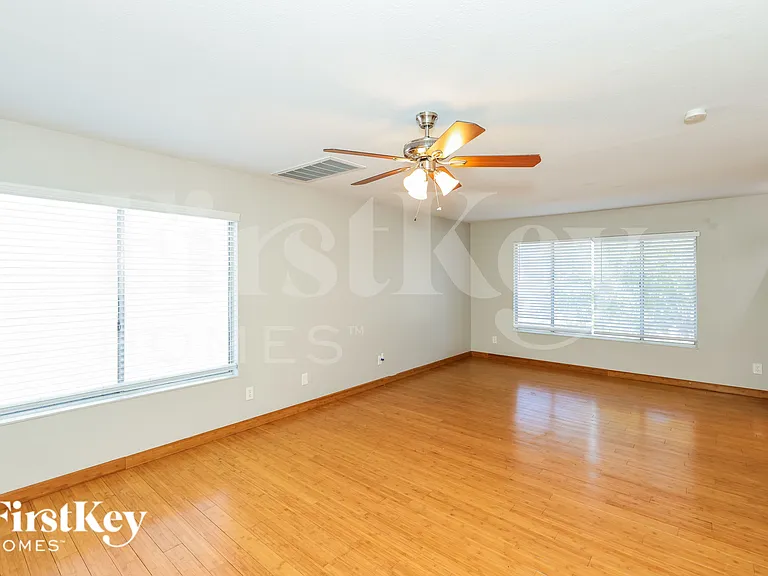 2406 El Cid Ct — Photo 3
