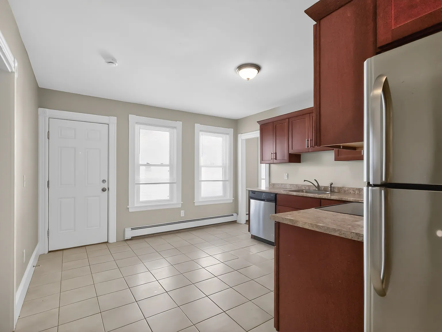 Monopoly Realty - 181-1 — Photo 3