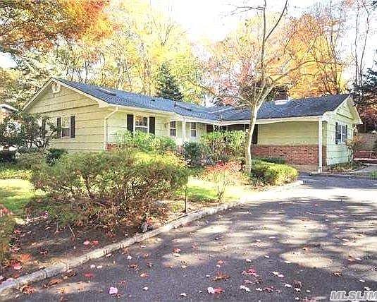 1st image of 16 Storyland Ln