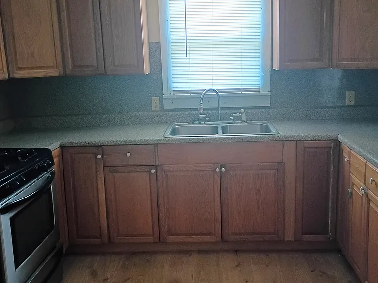 6925 Morava Ave — Photo 5
