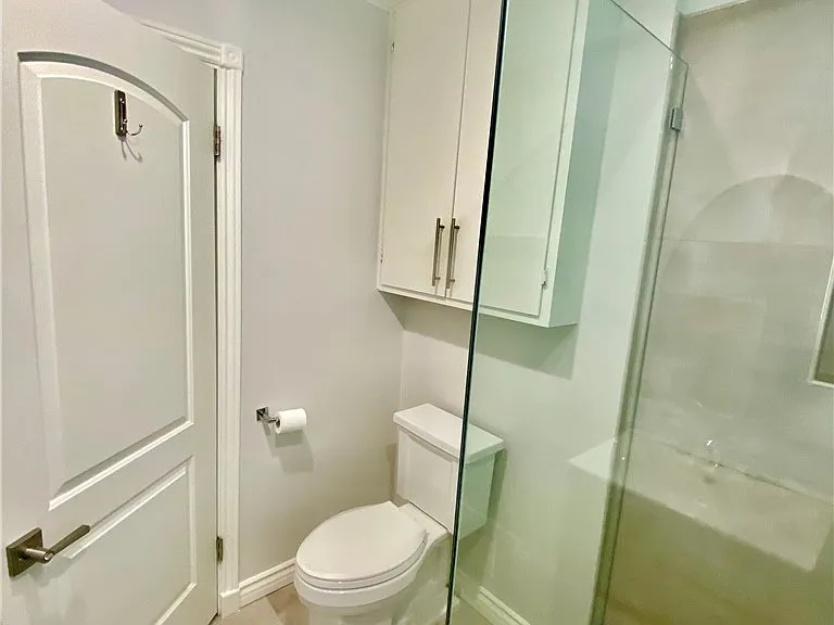 502 E Bonita Ave — Photo 13