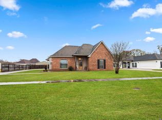 7135 Rue Grand Pre, Addis, LA 70710