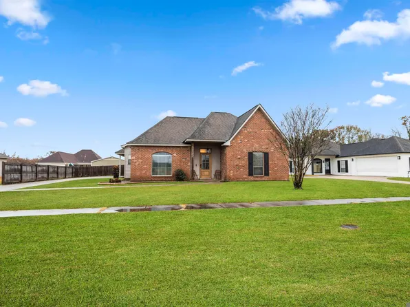 7135 Rue Grand Pre, Addis, LA 70710