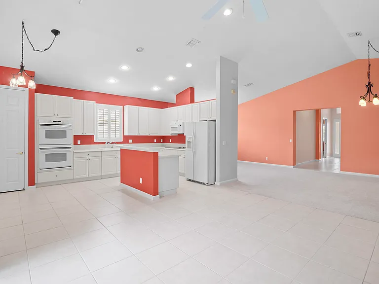 1196 SE Fleming Way — Photo 16